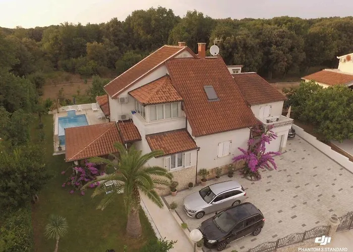 Rafaj Διαμέρισμα *